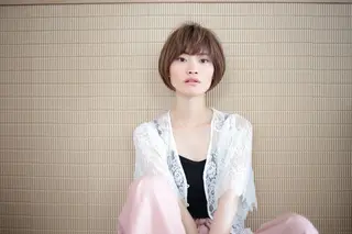ミディアム 松島 涼花のヘアスタイル