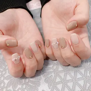 ネイル バニーアイズ　ネイル ニューオータニ博多店のネイルデザイン