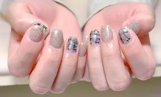 ネイル 小島 阿佑美のネイルデザイン