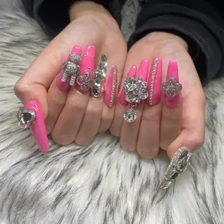 ネイル la vie  Luire所属・la vie Luire ｱｽｶのネイルデザイン