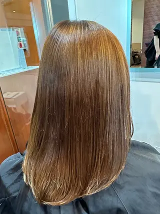 セミロング パーマ 半田 陽菜のヘアスタイル