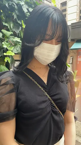 ミディアム レイヤーカット/ 透明感カラーmikuのヘアスタイル