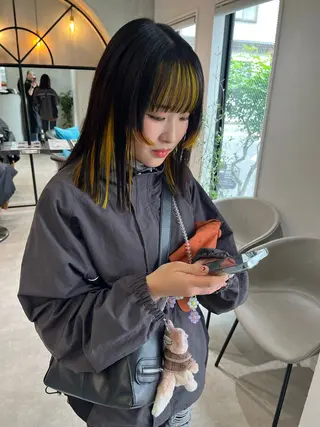 カラー 清水 花菜のヘアスタイル