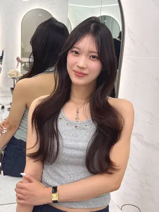ロング のり🐼顔まわり/ 韓国/レイヤーカットのヘアスタイル