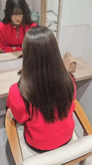 セミロング サロウィン　神戸三宮店所属・三宮No.1ブリーチ 無しカラー/杉山太貴のヘアスタイル