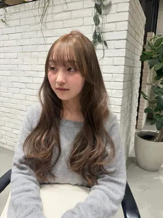 ロング カラー the C ayuのヘアスタイル