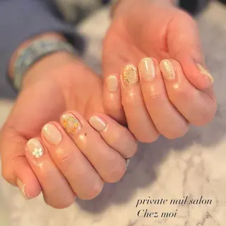 ネイル KOMINE TOMOKOのネイルデザイン