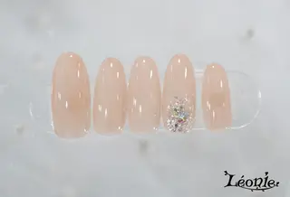 ネイル Leonie Ayami.mのネイルデザイン