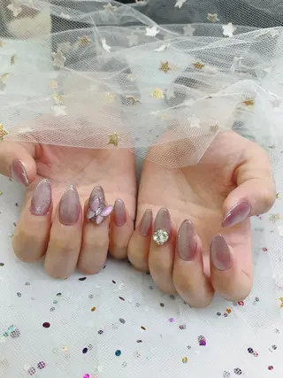 ネイル 🦋ネイルサロン ブラン🌈ゆりのネイルデザイン