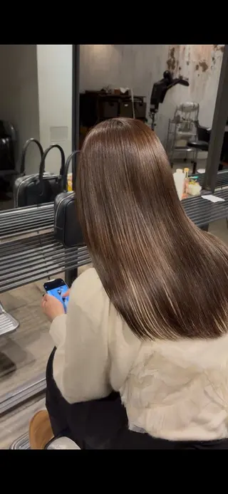 ロング カラー ecru所属・RINTO/ 北浦和/艶カラーのヘアスタイル