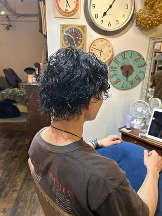 ミディアム パーマ メンズ BRITS 渡辺 菜々子のヘアスタイル