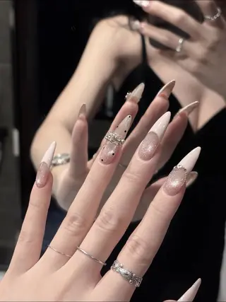 ネイル Cloudy Chan Nailのネイルデザイン