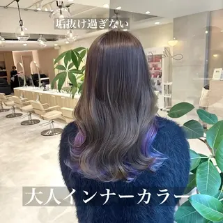 ロング 韓国風/小顔レイヤー /艶カラーのヘアスタイル