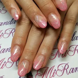 ネイル MiRanda Nail所属・MiRanda 保坂 舞のネイルデザイン