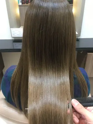 ロング 日野 祥のヘアスタイル