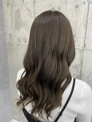 カラー benji小倉所属・中溝 トシミのヘアスタイル