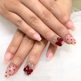 ネイル エルバイノリコ 嶋岡のネイルデザイン