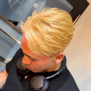 ショート カラー メンズ ツイスパ/ TAKUMIのヘアスタイル