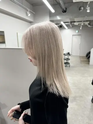 セミロング カラー ✨【公式】 juhl.横浜✨のヘアスタイル