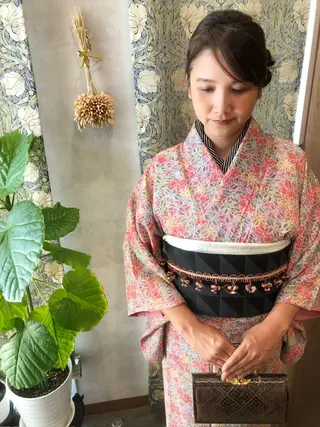 ヘアアレンジ 野咲き 美容室のマツエク・マツパデザイン