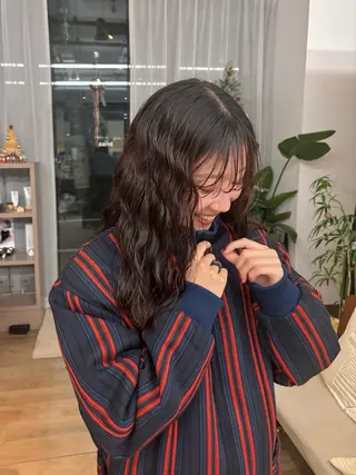 セミロング パーマ kana /表参道/ レイヤーのヘアスタイル