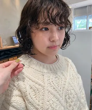 パーマ ハイトーン/顔まわり レイヤー/YUKAのヘアスタイル