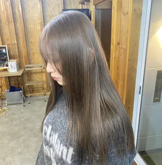 セミロング 赤味ゼロ✨️透ける ハイトーン😇ハルキのヘアスタイル