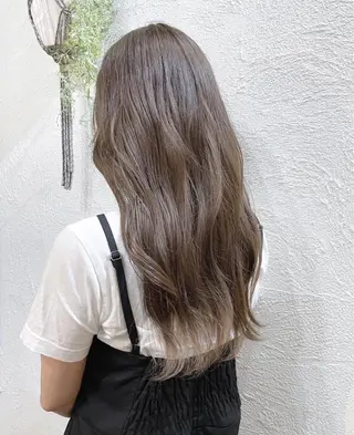 ロング カラー ete所属・Rina 𓍯のヘアスタイル