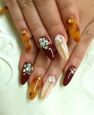 ネイル 河野ちえ (雑誌掲載サロン)のネイルデザイン