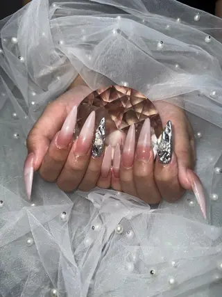 ロング forR's AIKAのネイルデザイン