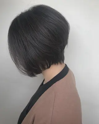 ショート カラー ハイライト、レイヤー カット/西梅田/中西のヘアスタイル