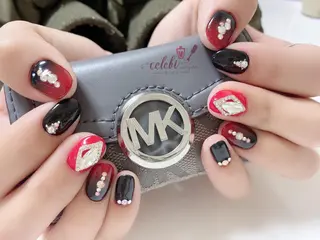 ネイル オーダーネイルチップ サロンcelebiのネイルデザイン