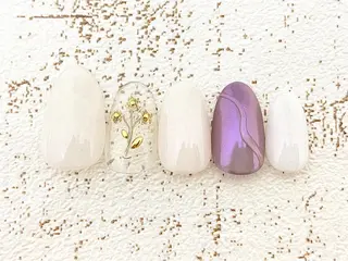 ネイル 株式会社JUEGO .○°のネイルデザイン