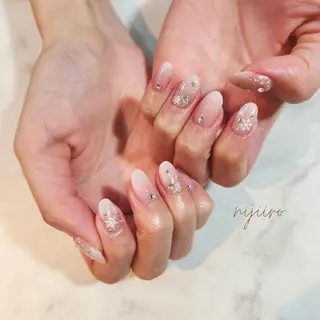 ネイル nailatelier nijiiro.所属・nijiiro🌈 サトウのネイルデザイン
