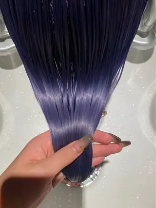 ロング カラー AVANCE KAKOのヘアスタイル