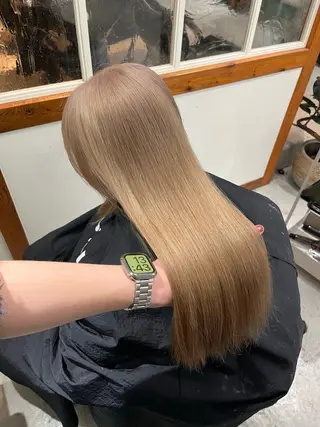 ミディアム カラー ヘアアレンジ 菅宮 皐のヘアスタイル