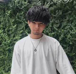 カラー メンズ 圧倒的透明感カラー nana🦕のヘアスタイル