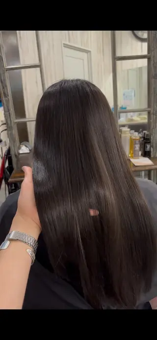 ロング 🌿美髪縮毛矯正 のプロ安川🌿のヘアスタイル