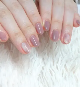 ネイル 會田 瑠衣のネイルデザイン