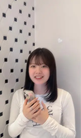 ミディアム カラー ヘアアレンジ 顔周り/透明感/銀座 🩵りのせのヘアスタイル