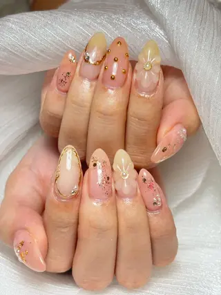 ネイル 福山 千尋のネイルデザイン