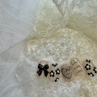 ネイル 新井 ひなののネイルデザイン