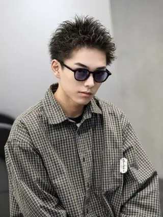 パーマ メンズ fifth 安次富　泰雅のヘアスタイル