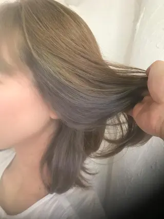 ミディアム カラー 伊藤 優希のヘアスタイル