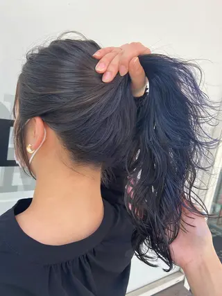 セミロング カラー Amour なぐらのヘアスタイル