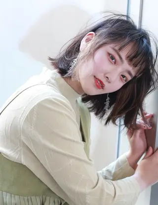 ショート カラー 💙美髪救世主💙 関華蓮のヘアスタイル