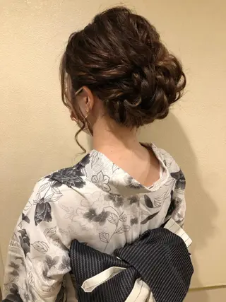 ロング ヘアアレンジ vi viのヘアスタイル