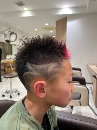 ショート カラー キッズ 低ダメ高明度 低ダメ高明度ハイトンのヘアスタイル