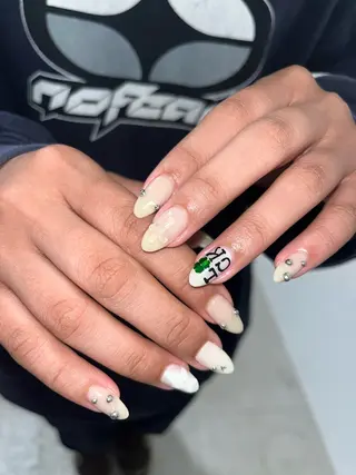 ネイル エレン 南越谷のネイルデザイン