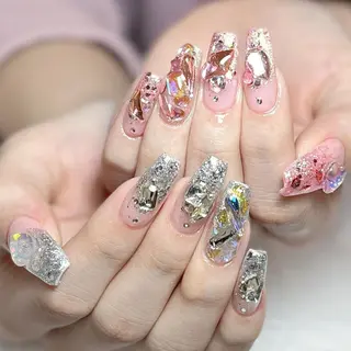 ネイル Mio ⛱のネイルデザイン